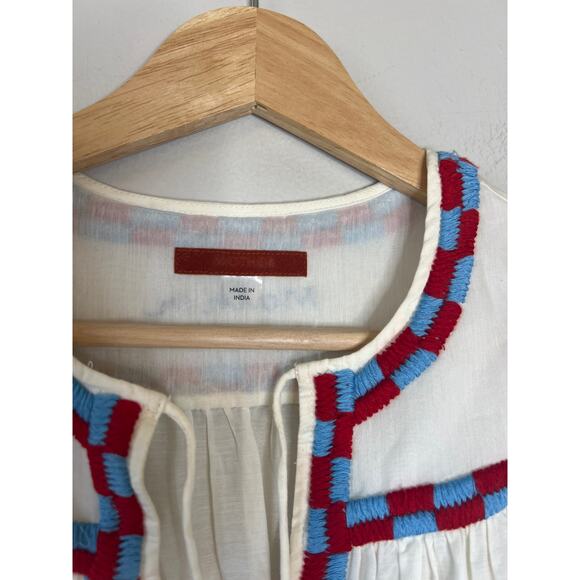 NEW Mother Breeze Yoke Embroidered Cotton Blend Blouse White Size: Extra Small - Picture 4 of 8